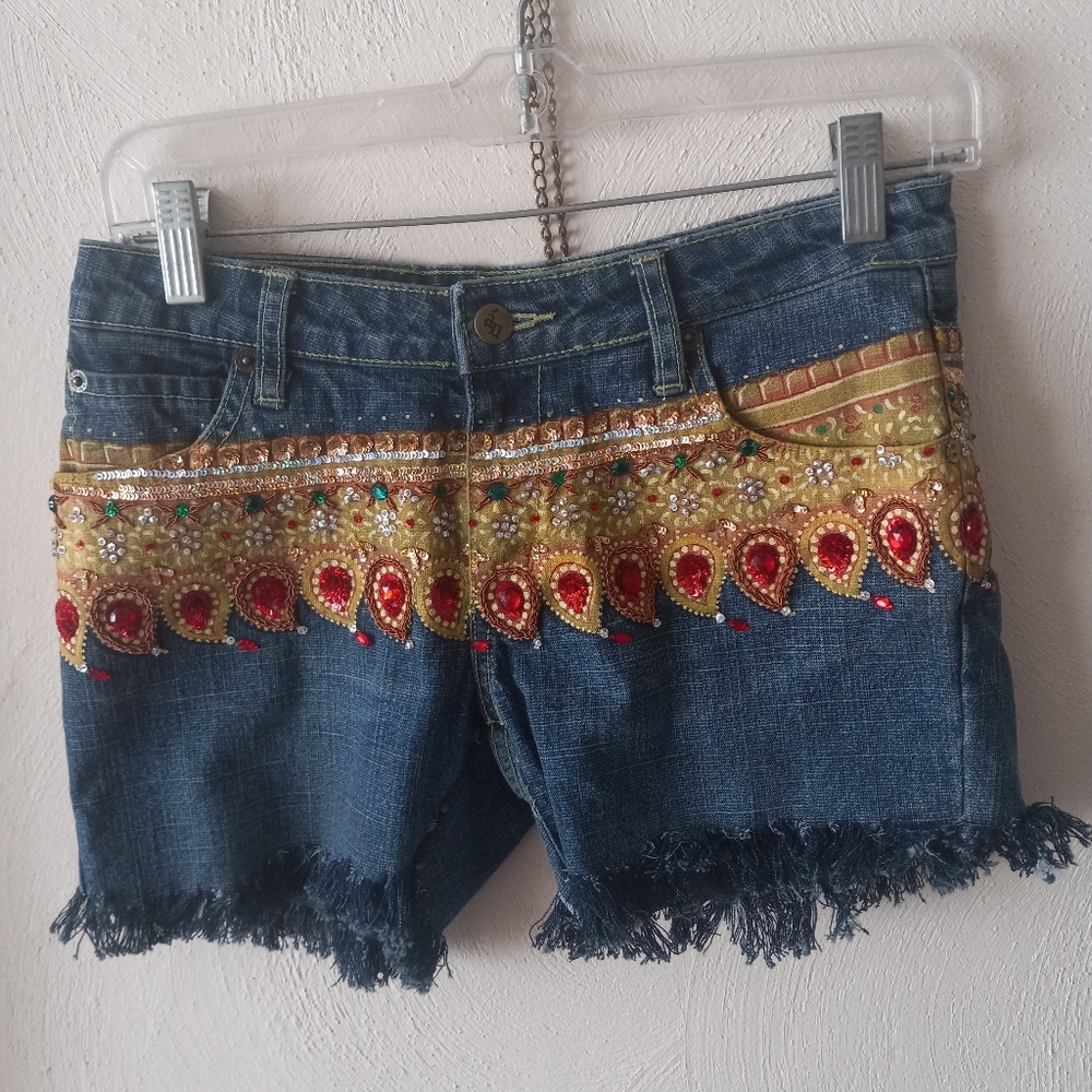An For Me - Booty Shorts
